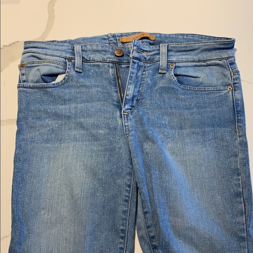 Joes light wash skinny jean